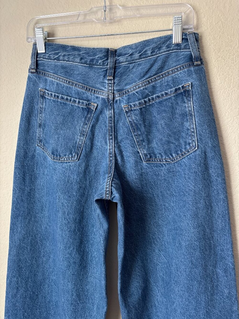 Old Navy Mid-Rise Wow Baggy Wide-Leg Jeans - Picture 7 of 11